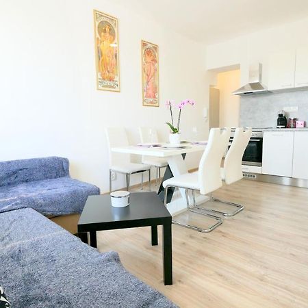 Apartman U Louckeho Klastera 2 Plus Kk Зноймо Екстериор снимка