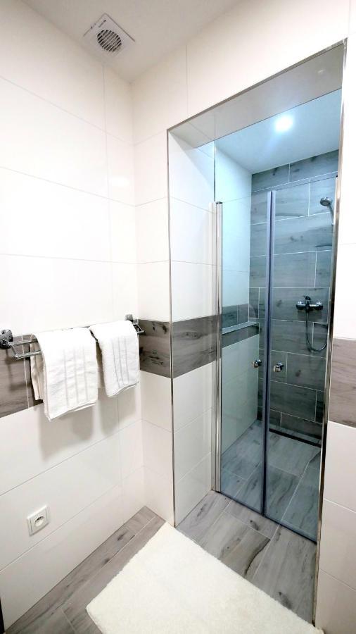Apartman U Louckeho Klastera 2 Plus Kk Зноймо Екстериор снимка